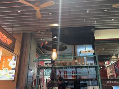 -肥汁米蘭香港米线(长宁来福士店)