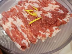 手工鲜切羊腿肉-京城胜利涮羊肉(禧乐汇店)