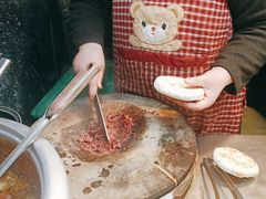 -清真马乐贝腊牛肉蛋黄菜夹馍(马蓉洒金桥店)