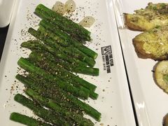 -HIHE Bistro·Oyster Bar(华熙live店)