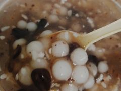 -芳婆糕团店(王府大街店)