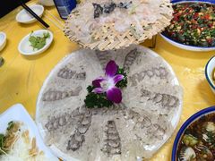 -官塘陈记鱼生·潮汕砂锅粥·牛肉火锅(潮枫路总店)