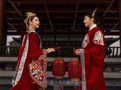 -第一夫人婚纱摄影(南京店)