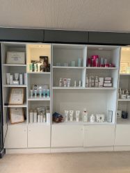 -JNK皮肤管理中心