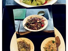 -唐拉雅秀酒店-西锦汇空中BBQ·思创餐厅