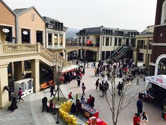 -王府井奥莱临潼小镇(临潼店)