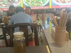 -川流不息·地道川菜·小龙虾(松东路店)