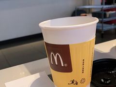 -麦当劳(汉口火车站候车室店)