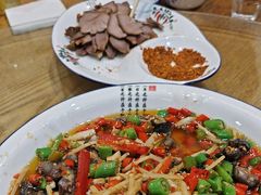 -厨神老街兔·淳朴人家店(盐帮菜风味名店)