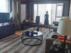 -兰州皇冠假日酒店