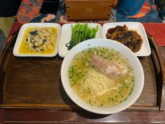 枫镇大肉面-苏面斋·本地传统苏式面馆