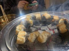 -围炉肉舍•炭烤活鳗•丹东海鲜烤肉(步行街店)