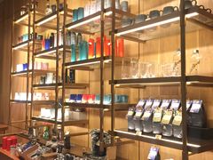 自助取餐区-星巴克(深圳布吉万象汇4F店)