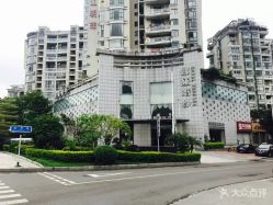 点击看大图 -挪娅婚纱摄影皇家会所