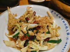 -吃饭皇帝大土家民族菜(正大广场店)