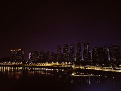 -南京眼步行桥