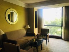 -嘉瑞酒店有限公司