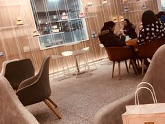 大堂-奈雪的茶(市百一店)