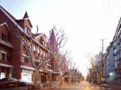 -全家便利店(洛川东路店)