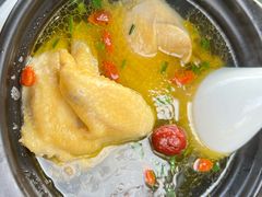 -七的湖·晚芳亭·阳澄湖农家菜·大闸蟹(莲花岛店)
