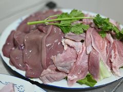 -华哥新鲜猪精品美食