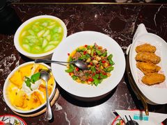 -新白鹿餐厅(西湖银泰店)