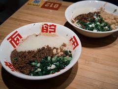 -周小波重庆小面·重庆名小吃(邹容路店)