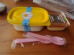 -蜜蜂小象·榴莲千层蛋糕(时代汇11栋店)