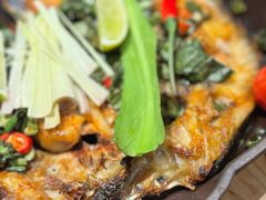 傣味香茅草烤罗非鱼-云海肴·汽锅鸡·云南菜(美罗城店)