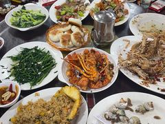-岛中岛·海鲜大排档·万宁老字号(东澳店)