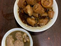 炖猪脑-金卯白肉罩火烧