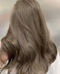 -Hello Lady发型设计