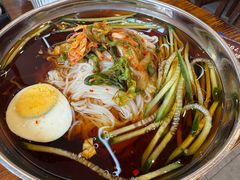 -韩风烤牛肉冷面店