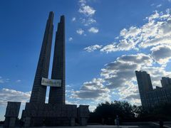 -唐山抗震纪念碑广场