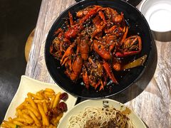 -巴厘龙虾·榜首油焖大虾(音乐学院·沿江酒馆店)