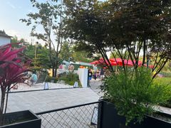 -叁山与肆客服号民宿(龙泉阳光城百工堰公园店)