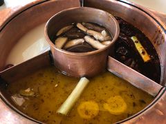 -滇釜火锅·能喝汤的火锅(车公庄店)