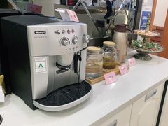 -茂菊口腔连锁(浦东南路店)