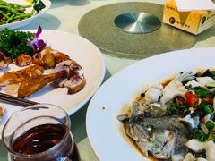 -龙悦湾酒家·八阵鱼生·渔人码头店