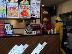 -小杨生煎(金山百联购物中心3楼店)