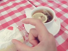 -红宝石·鲜奶小方·海派西点房(南丹店)