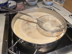 -尚尚仙·酸汤猪手·猪肚鸡火锅(华联万柳购物中心店)