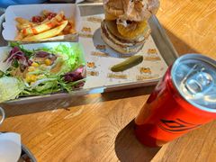 -HUZI虎滋精酿餐吧(京西大悦城店)