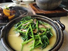 -穹六人间 people 6(岳阳路店)