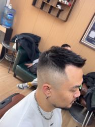 -纯剪男士理发馆·烫染专业店