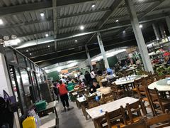 大堂-四川小胡子海鲜(丁村万人海鲜广场店)