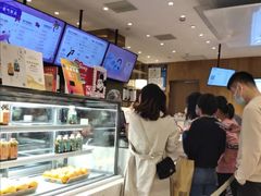-奈雪的茶(湖滨银泰in77C区PRO店)