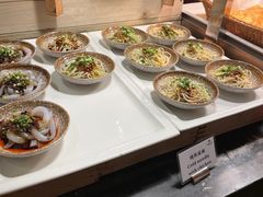 自助取餐区-岷山饭店-芝芝自助餐厅