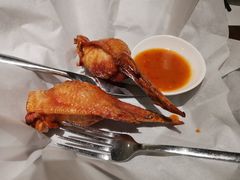 鲜虾胶酿脆皮鸡翅-港丽餐厅(杭大店)