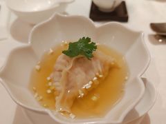 灌汤海胆鱼翅饺-香港龙凤楼(陆家嘴中心店)